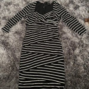 White House Black Market 3/4 Sleeve Bodycon